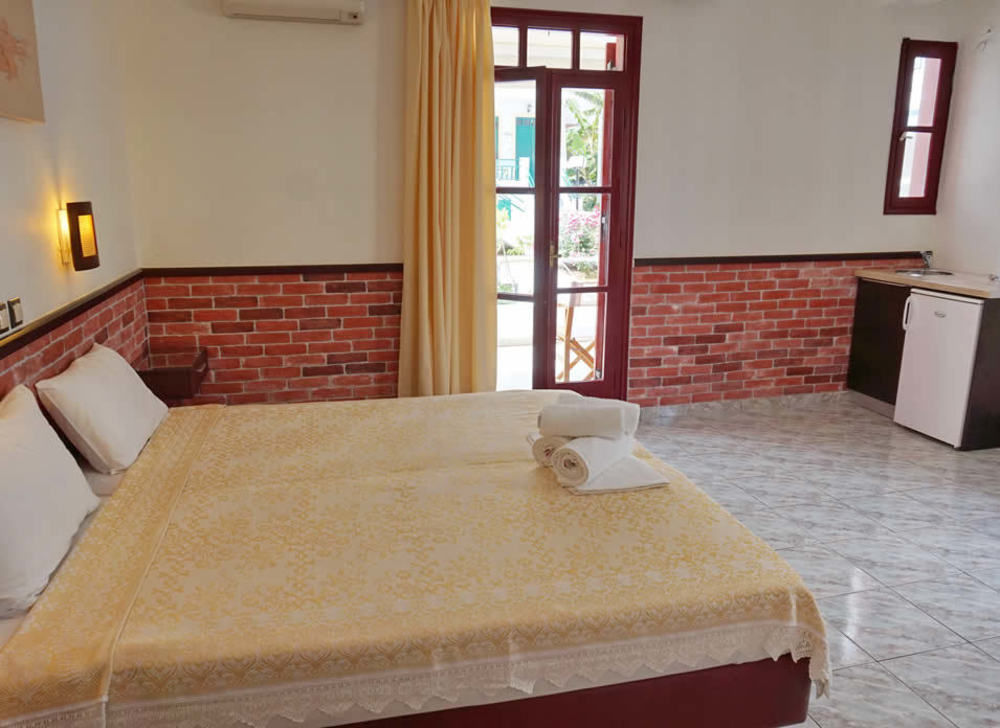 Saronis Hotel Agistri - Adults Only Skala  Exterior photo